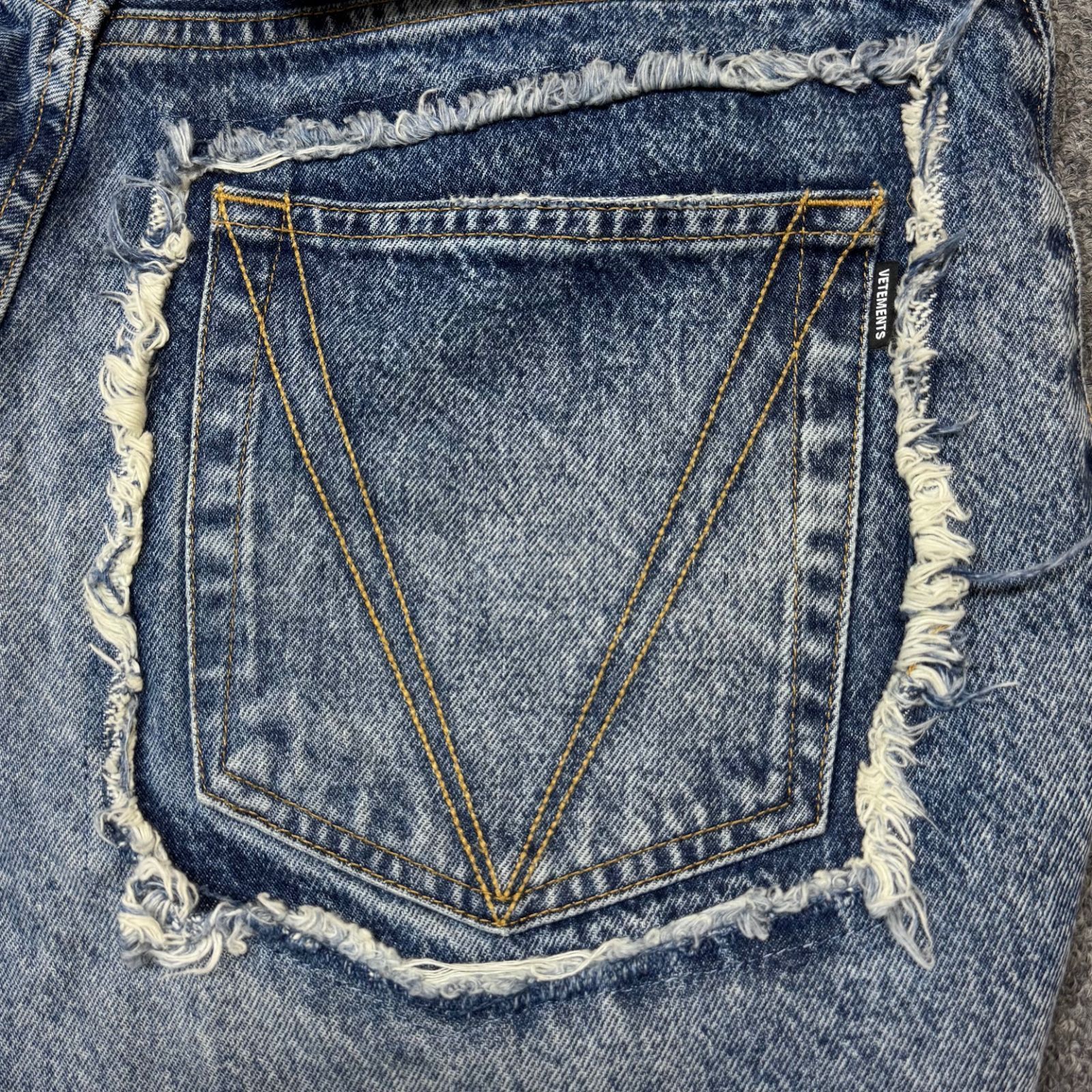VETEMENTS 23SS Distressed Baggy jeans デストロイバギージーンズ