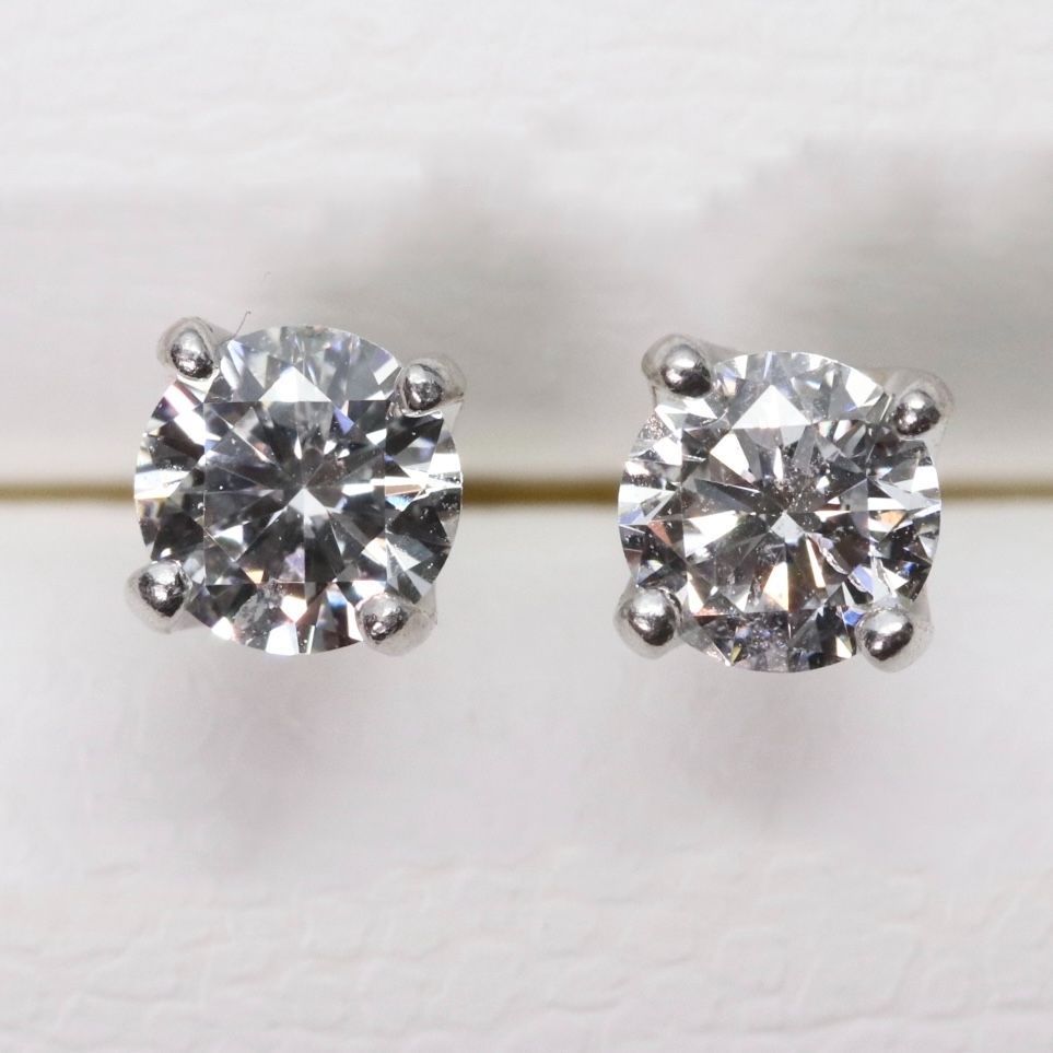 Vendome Aoyama　Pt キャトル ピアス ¥51,700 Vendome Aoyama Pt キャトル ピアス ¥51,700 - メルカリ