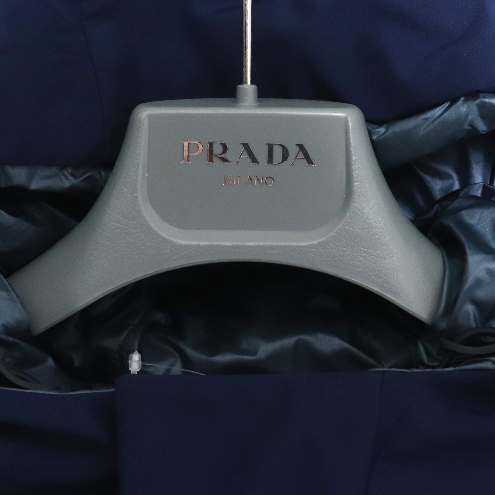 PRADA リバーシブルダウンコート - GRAIZ-UsedBrand Shop - メルカリ