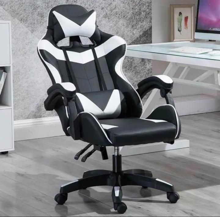 新品ホワイト レーシングチェア ゲーミングチェア フットレスト 椅子  白