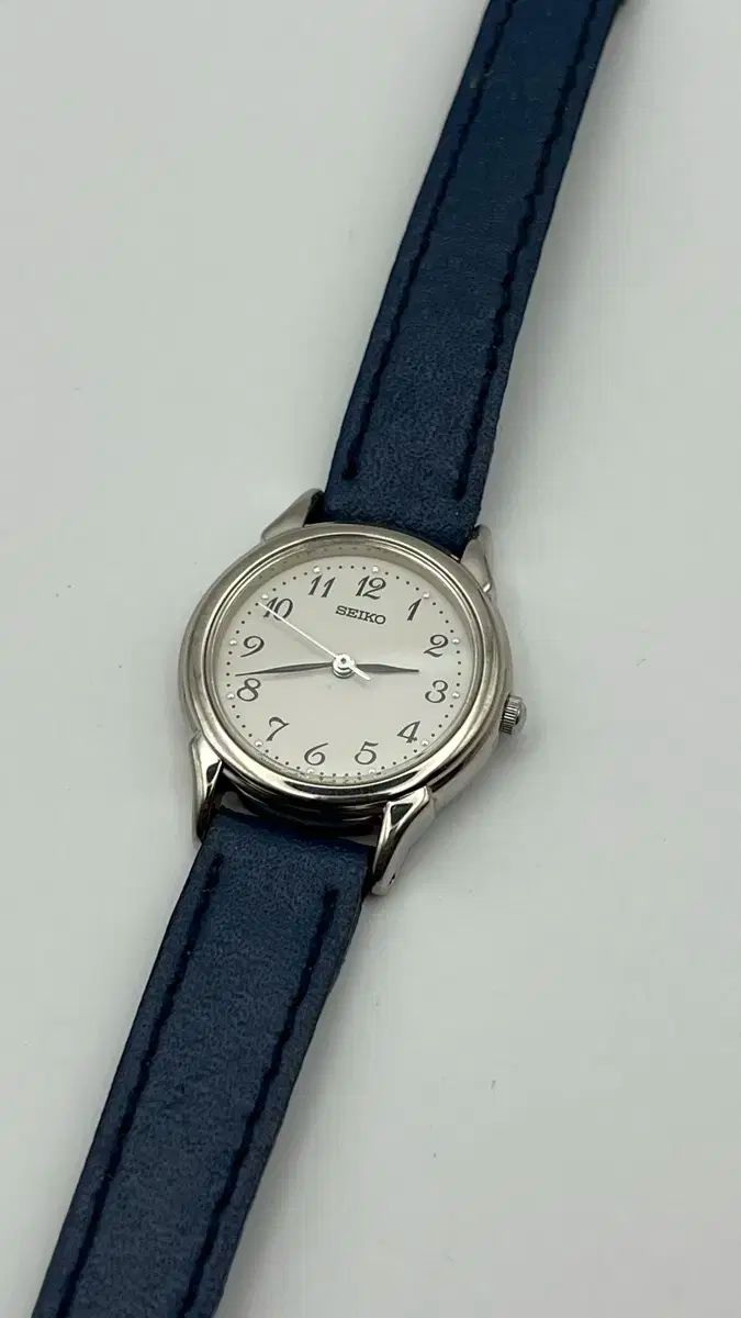 稼働品 セイコー　ノイエ　SEIKO NOIE 腕時計1F21-5C10 T783 美品 SEIKO セイコー 1F21-5C10 ノイエ レディース腕時計