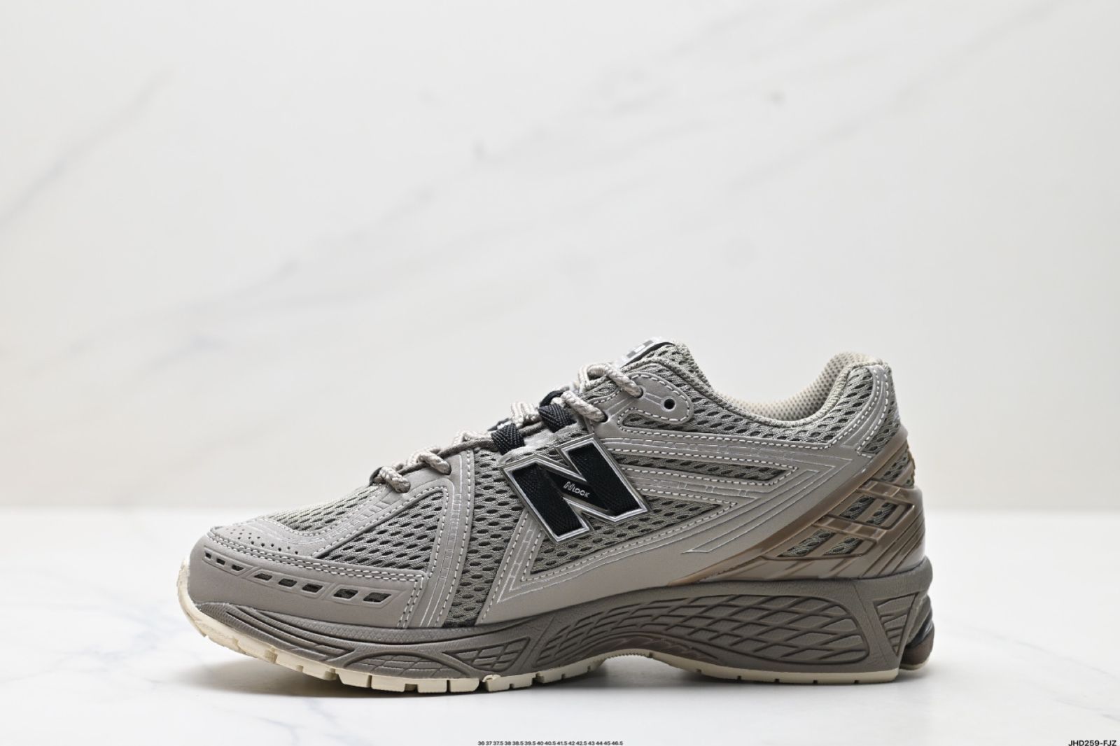 ニューバランス New Balance M1906 シリーズ レトロな宝ダッド