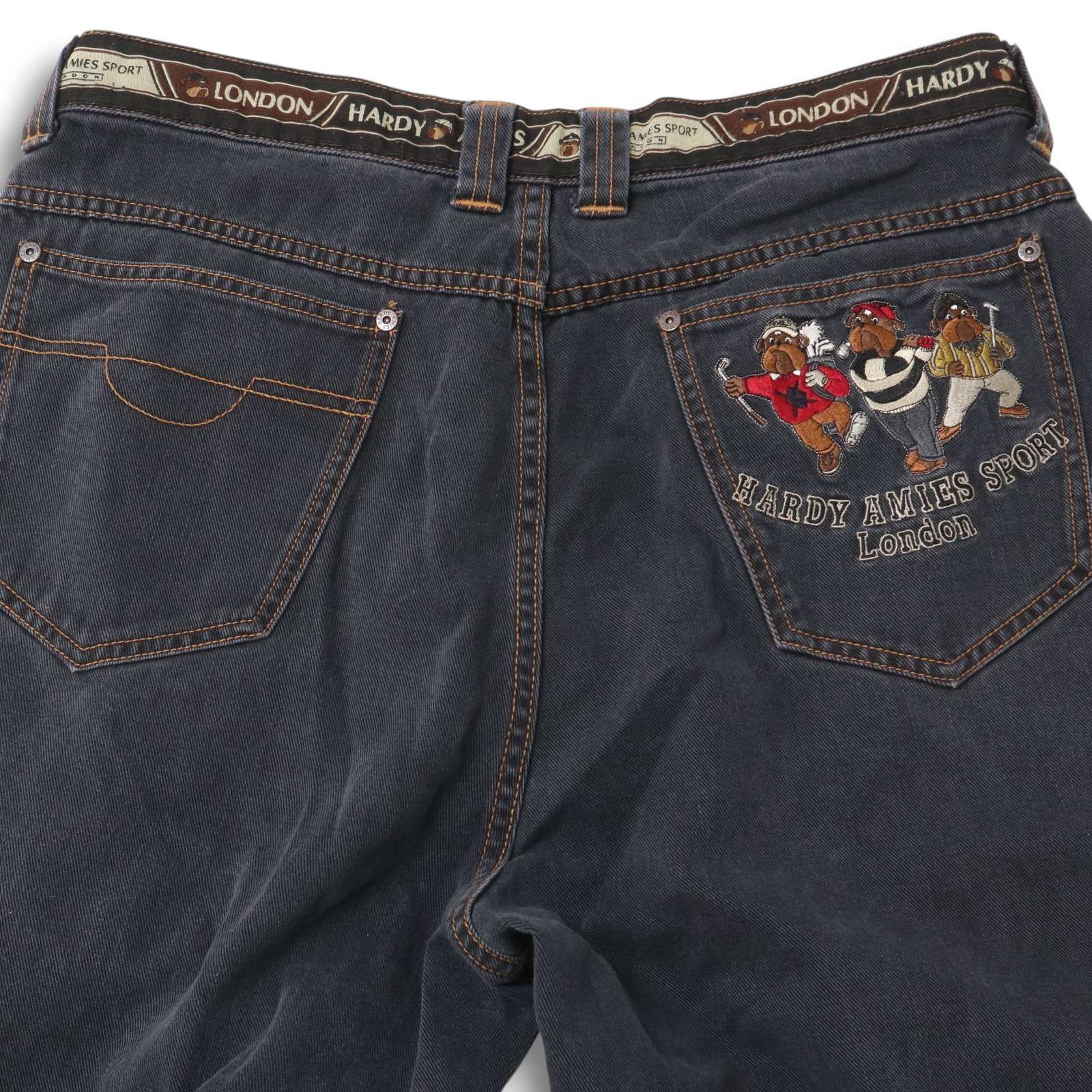 HARDY AMIES SPORT ハーディエイミス キャラクター刺繍☆ レーヨン