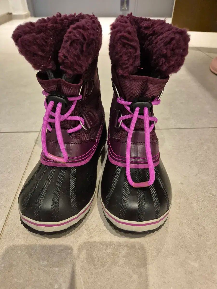 ダットくん げんきな子ウサギのはなし 飯沢匡 土方重巳 理論社 絶版