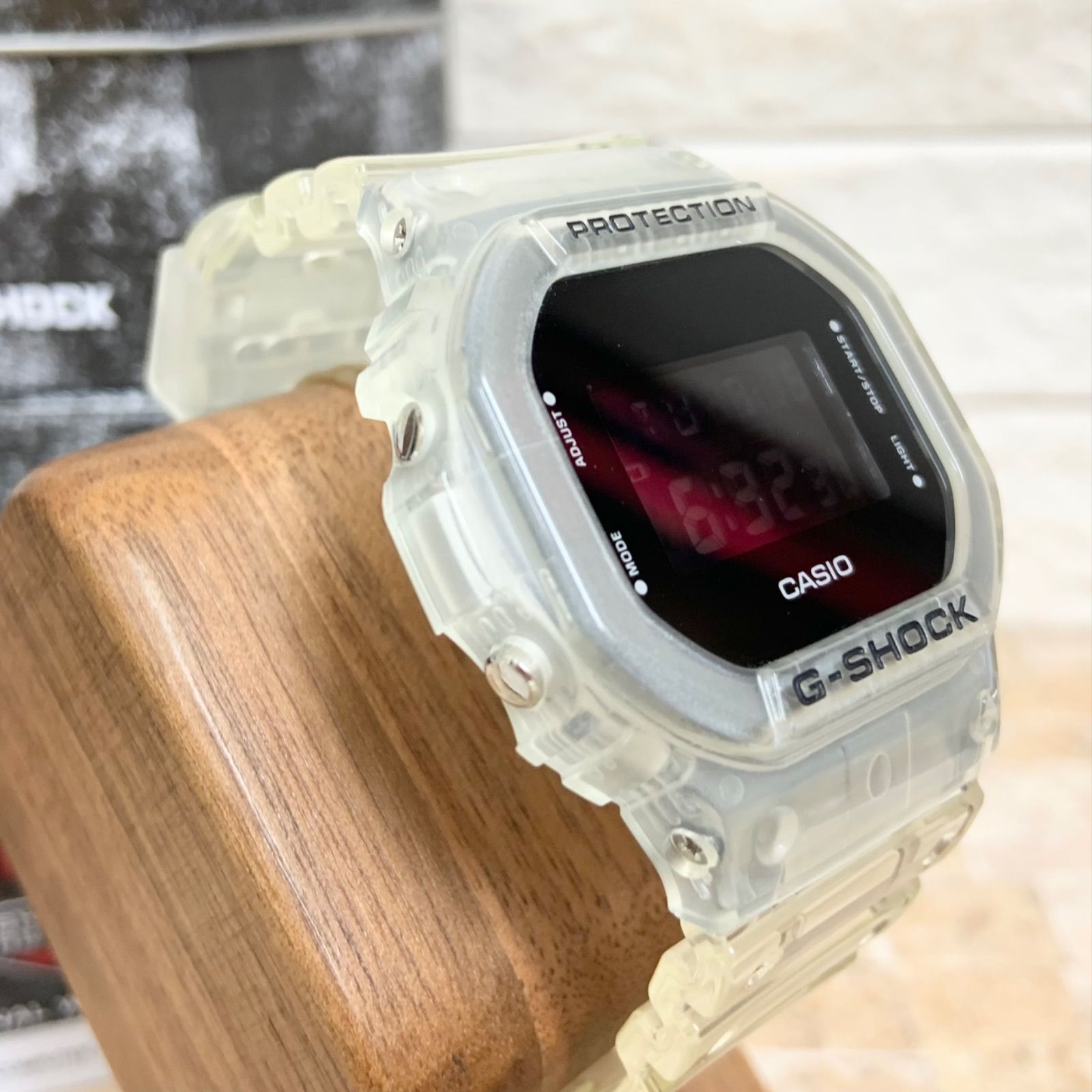 美品】CASIO カシオ G-SHOCK クリア スケルトン DW-5600SKE 箱 取説あり 腕時計 - メルカリ