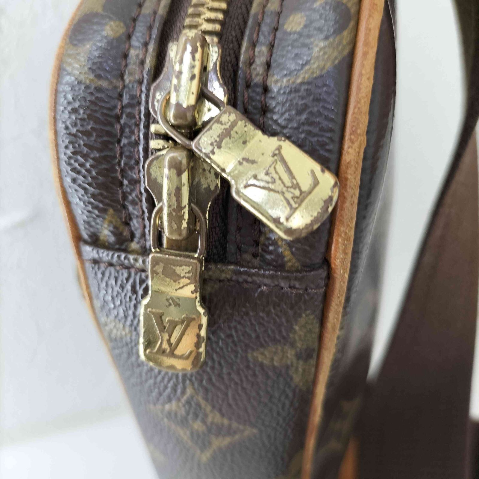 ルイヴィトン LOUIS VUITTON モノグラム ポシェットガンジュ ボディ