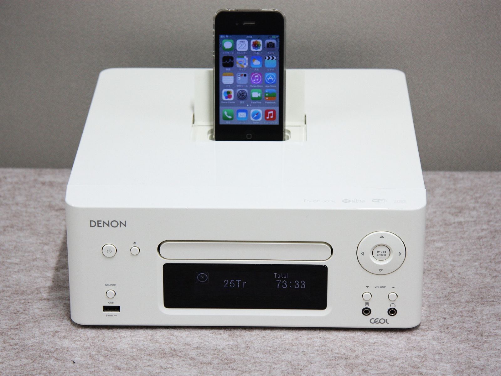 ホワイト色 Airplay対応