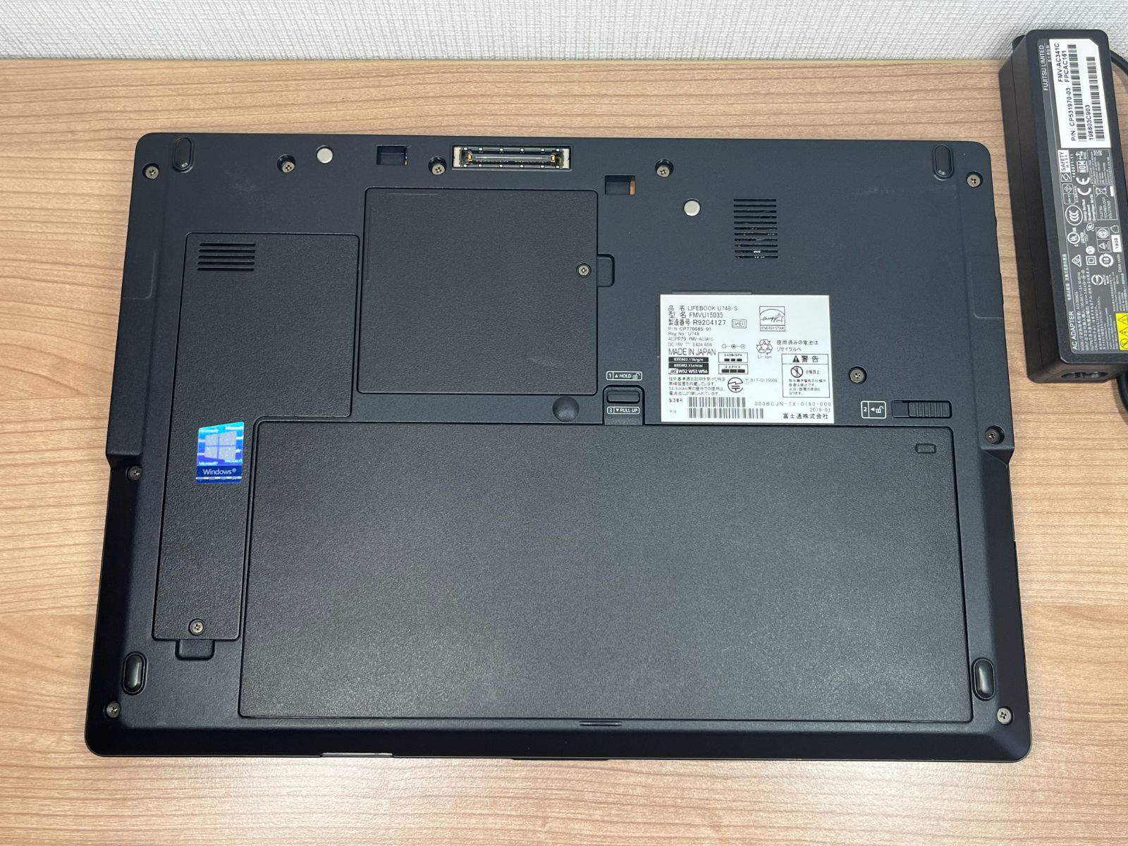 稼働時間僅か９０H＞0716 富士通LIFEBOOK U748/S 軽量8GB/SSD256GB