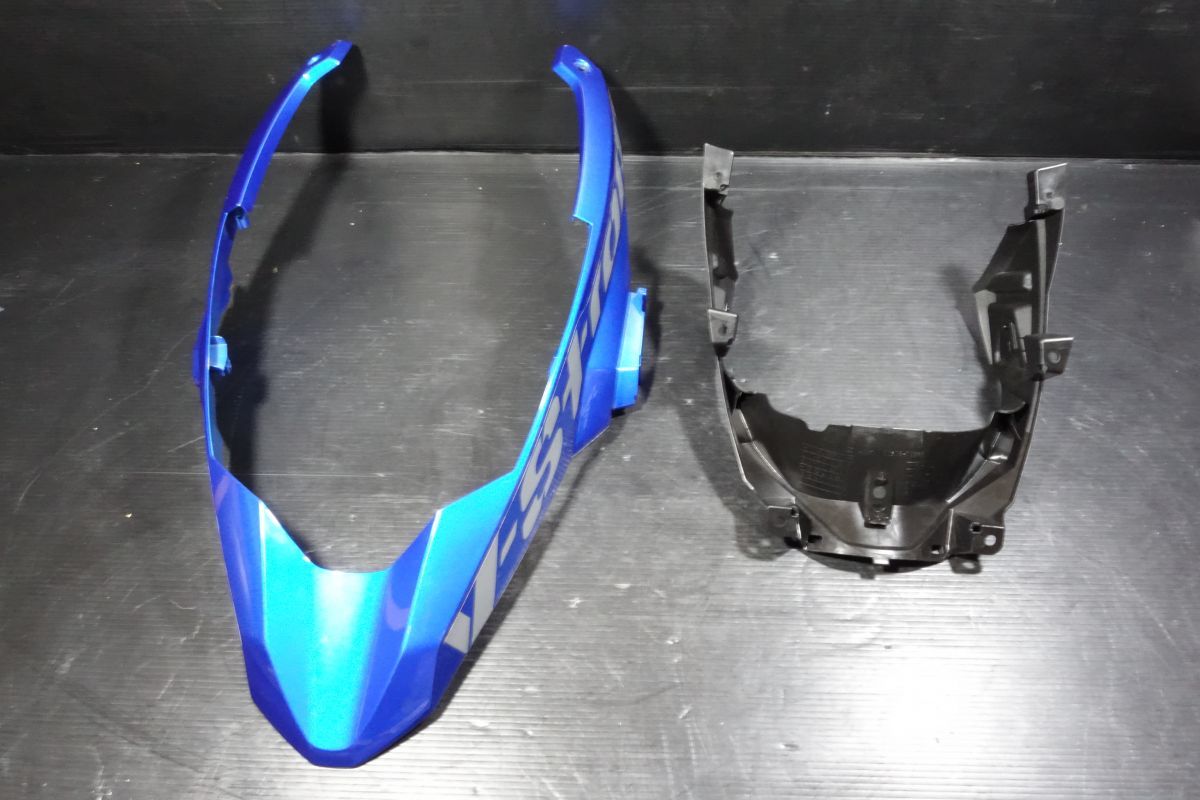 Vストローム250 フロントフェンダー DS11A スズキ 純正 R20250505