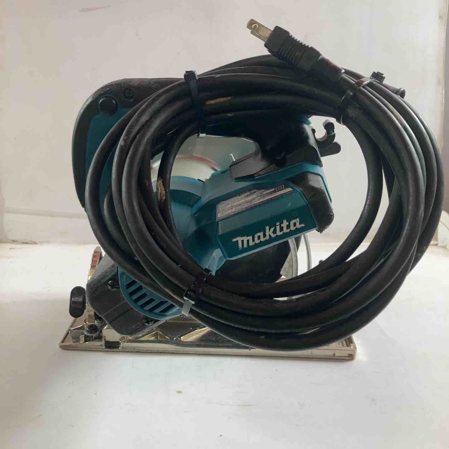 makita 電子マルノコ