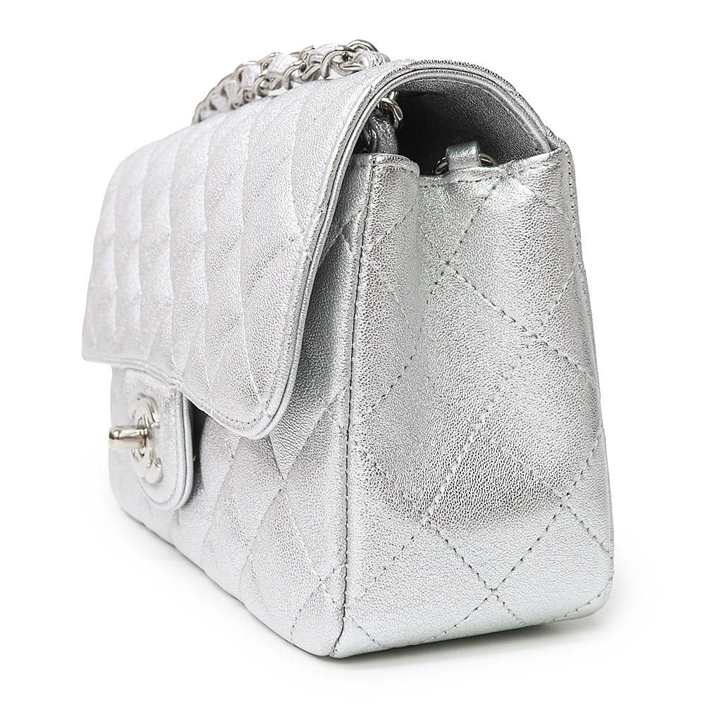 美品【シャネル】ラムスキンレザーショルダーバッグ シルバー CHANEL シャネル マトラッセ ボーイシャネル ラムスキン