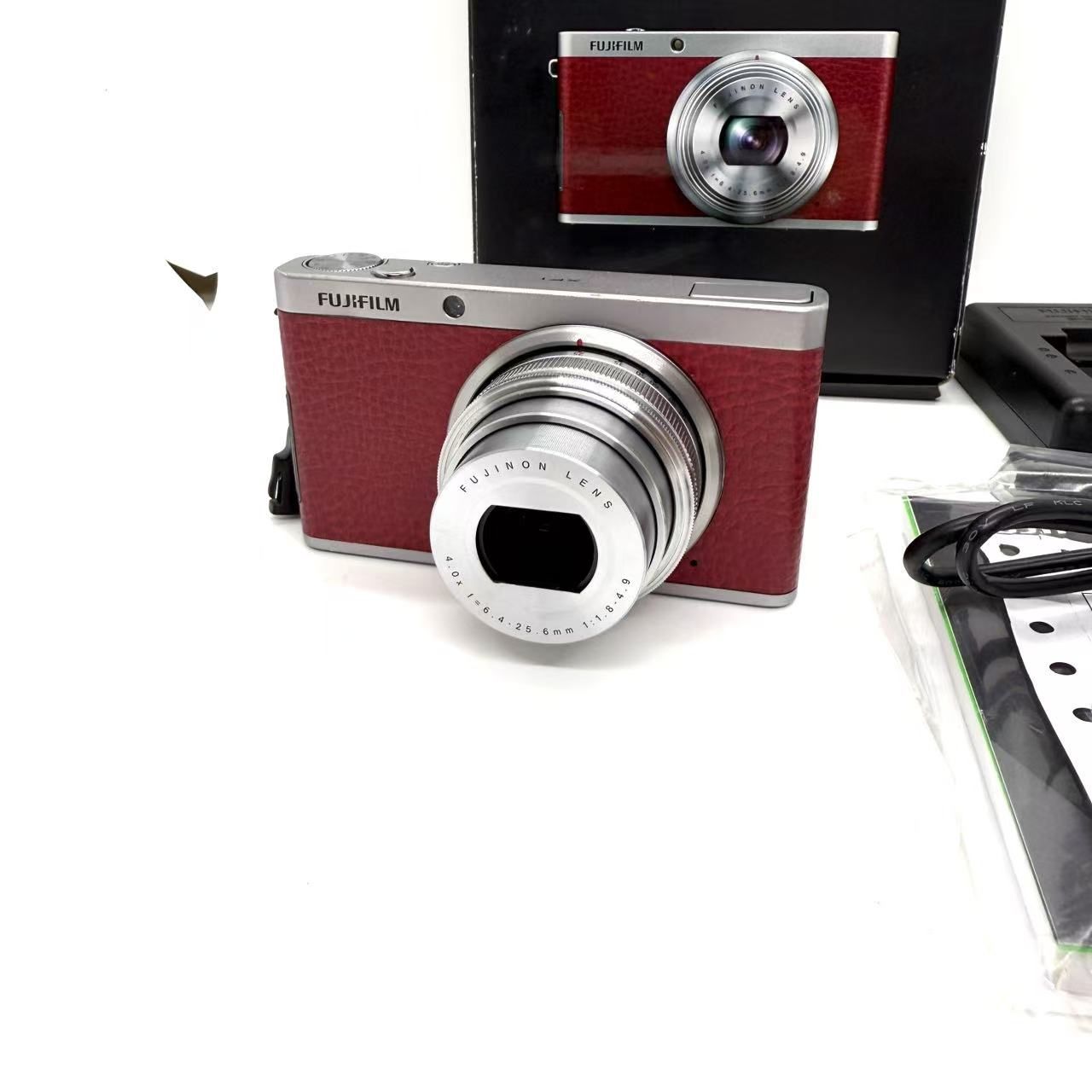 美品 FUJIFILM XF1 レッド コンパクトデジタルカメラ ヨドバシ.com - 富士フイルム FUJIFILM XF1 レッド 通販【全品