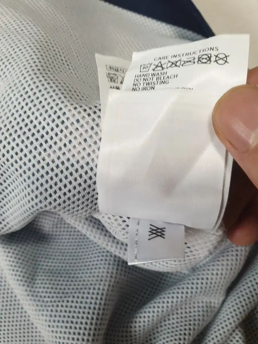 モノグラム ウィンドブレーカー