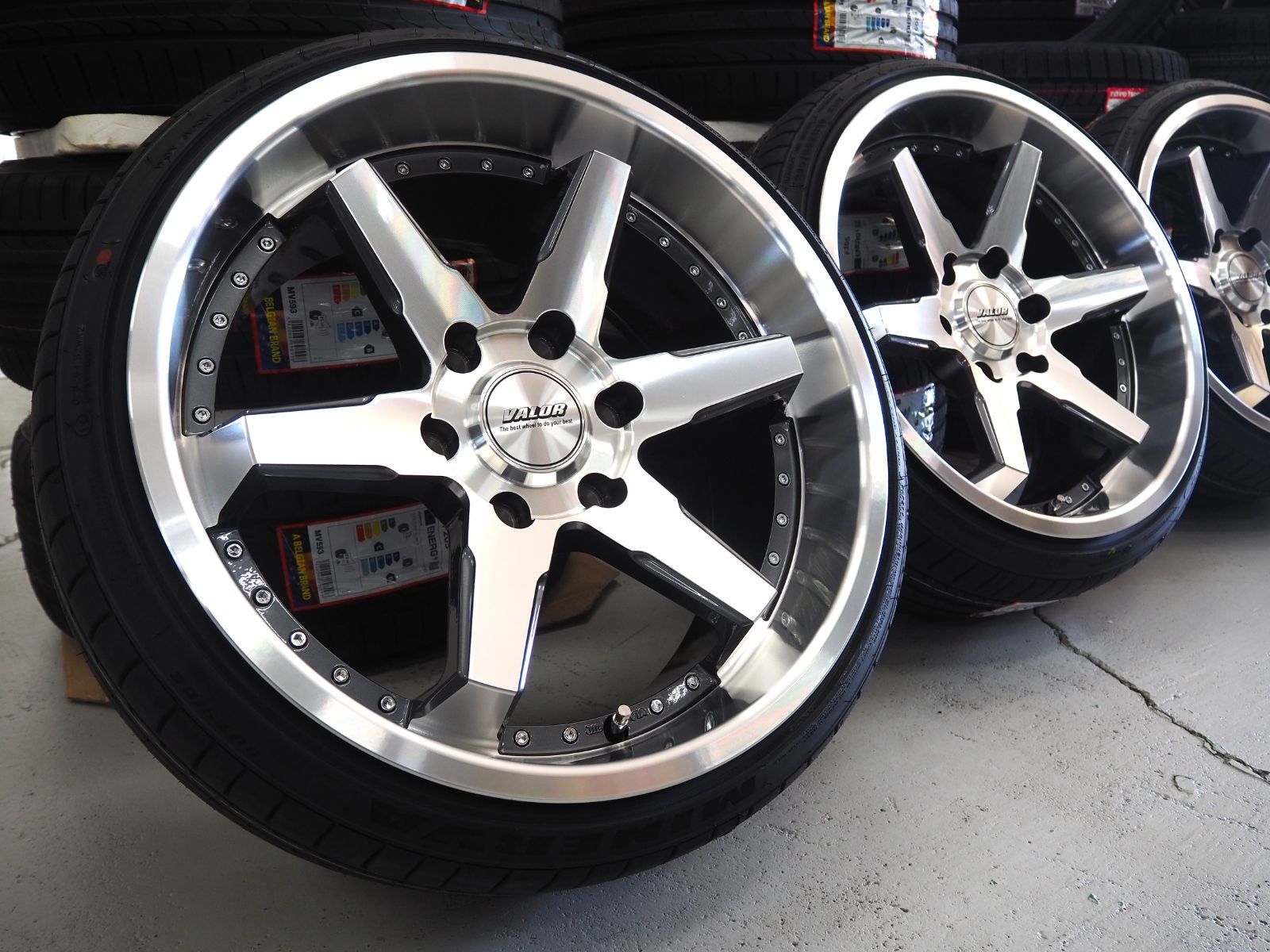 カスタム 深リム ディープコンケイブ VAALOR DCR 19inch 9.0J 6H139.7 