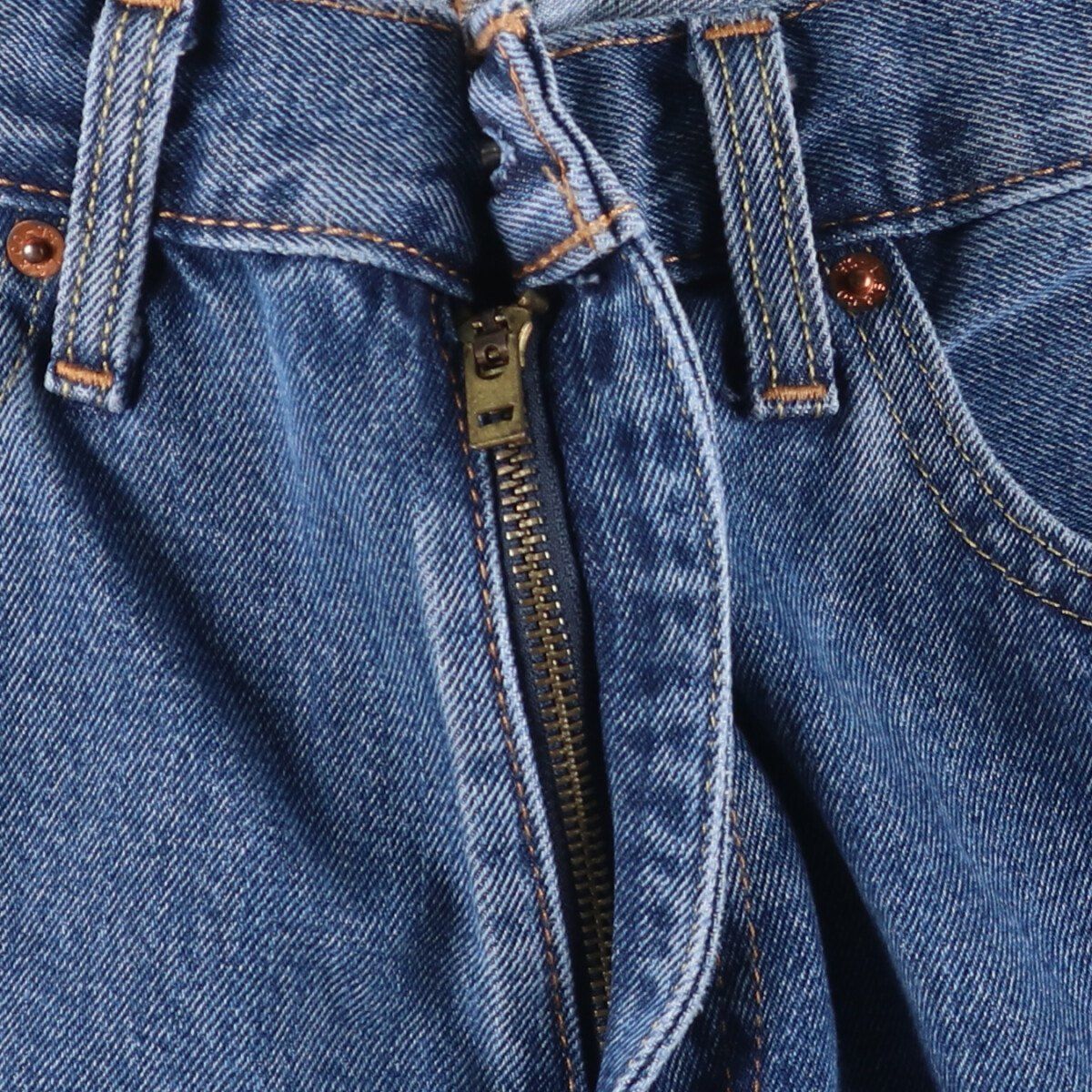 リーバイス Levi