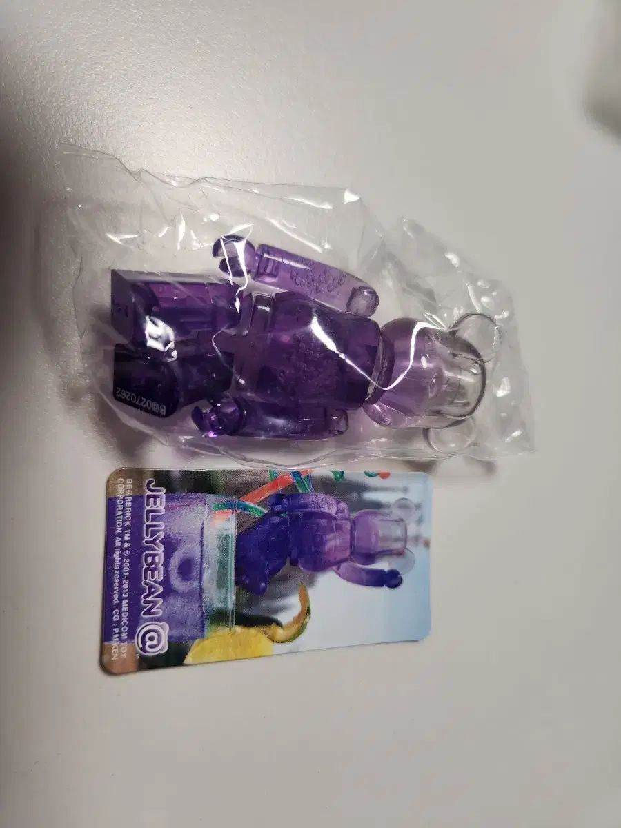BE@RBRICK(ベアブリック) レギュラー 100 プロ ジェリービーン 27 焦げた 炭酸の 未開封 カードアップ