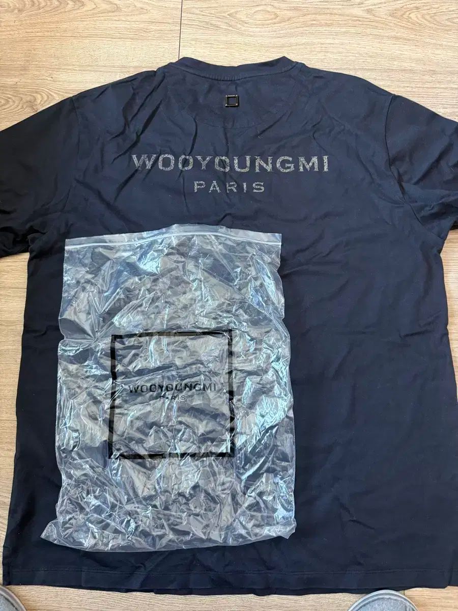 WOOYOUNGMI(ウーヨンミ) ヴィンテージ バックロゴ 半袖 - メルカリ