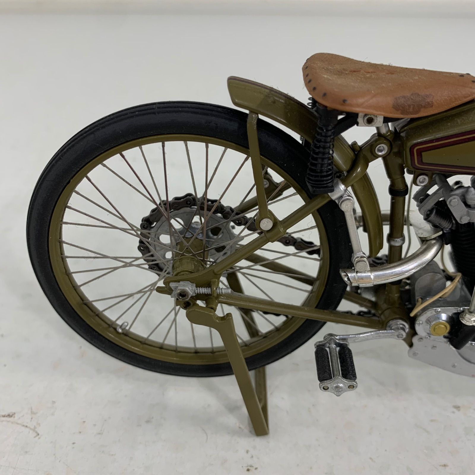 処分価格】Harley-Davidson 8valve racer circa 1927 1/10 scale die 処分価格】Harley-Davidson 8valve racer circa 1927 1/10 scale die