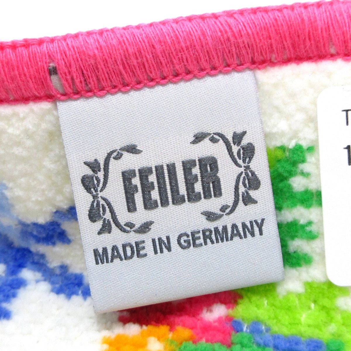 FEILER　フェイラー　トゥインクルウィンター　ハンドタオル　新品　ホワイト FEILER(フェイラー) 小物新品同様 - 白×ピンク×マルチ ハンド