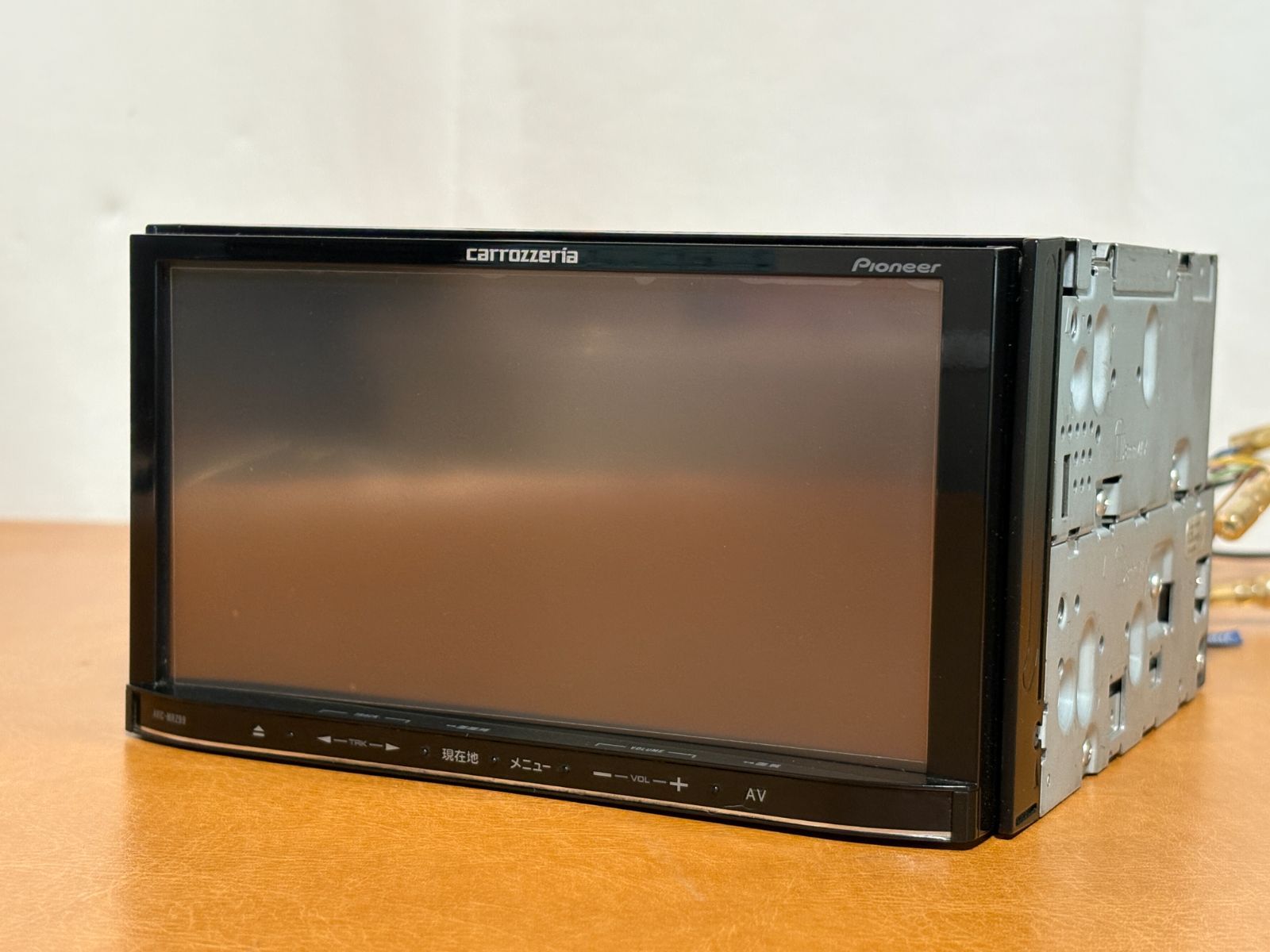 AVIC-MRZ99　カロッツェリア/Carrozzeria　2015年データ　メモリーナビ　フルセグ/Bluetooth　リフレッシュナビ　動作保証品