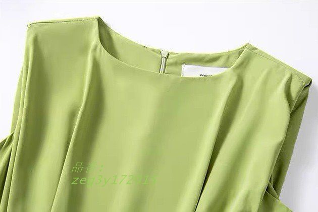 通勤服 フレンチスリーブ