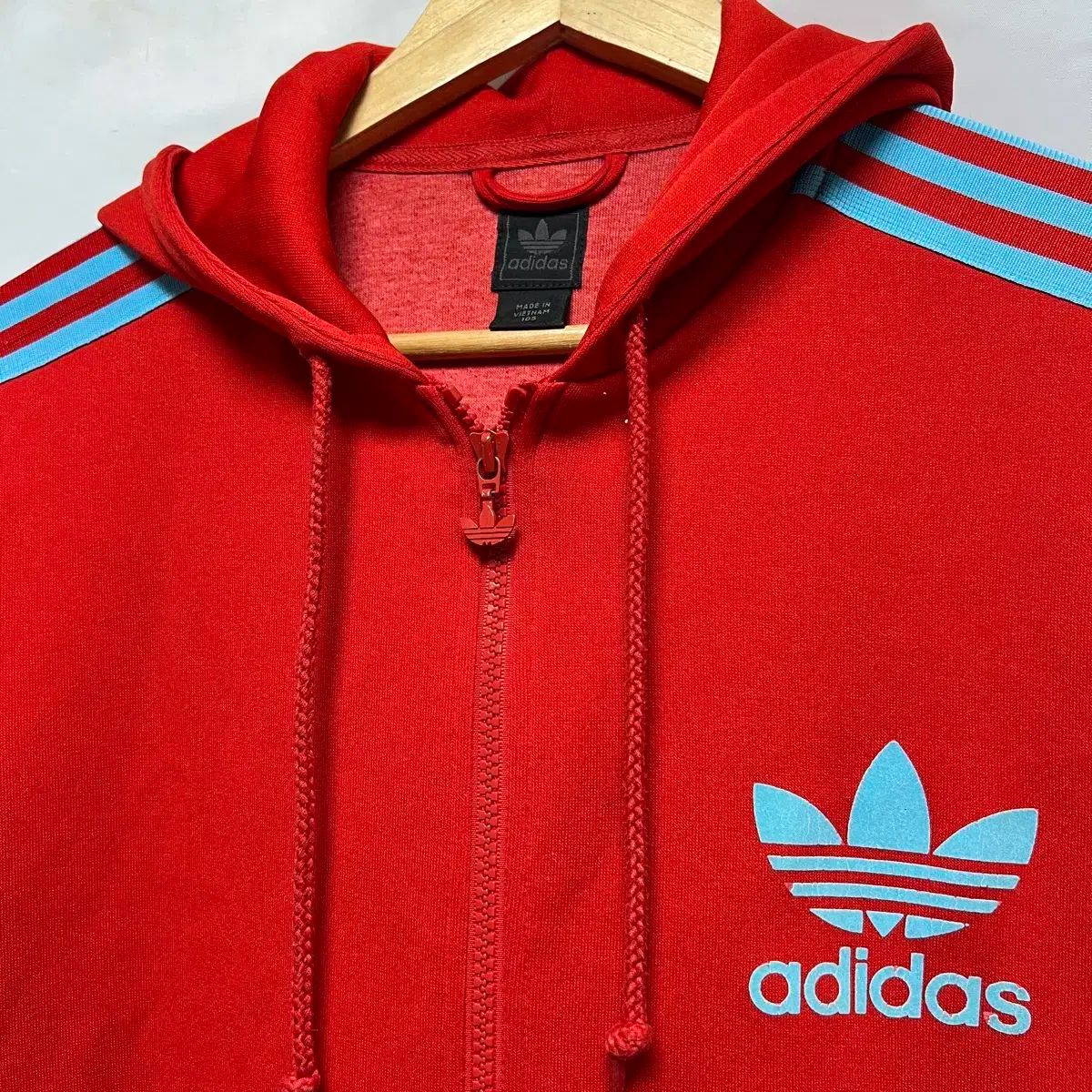 トラックジャージ