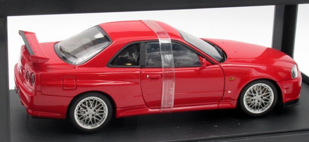 NISSAN SKYLINE