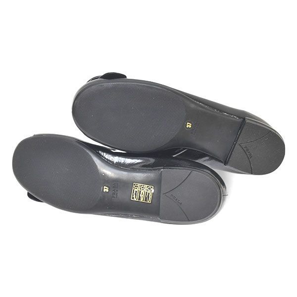 新品♪プラダ ロゴバックル エナメル フラットシューズ フラット