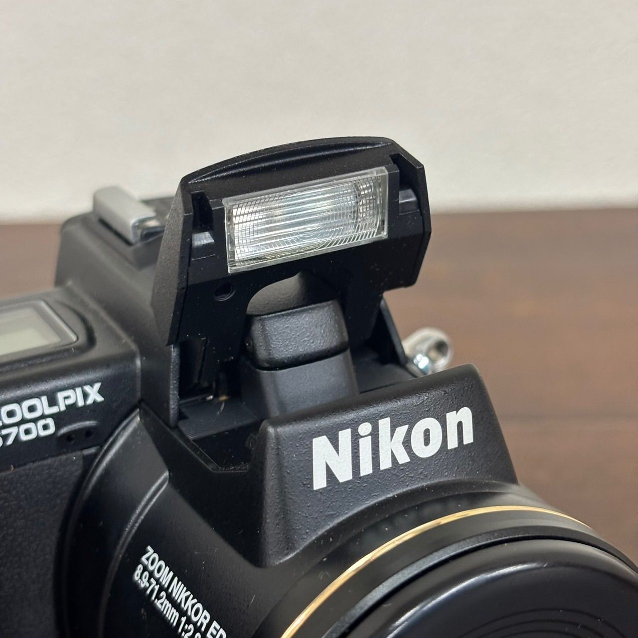 ☆希少・動作確認済☆ Nikon COOLPIX 5700 オールドデジカメ 2004 