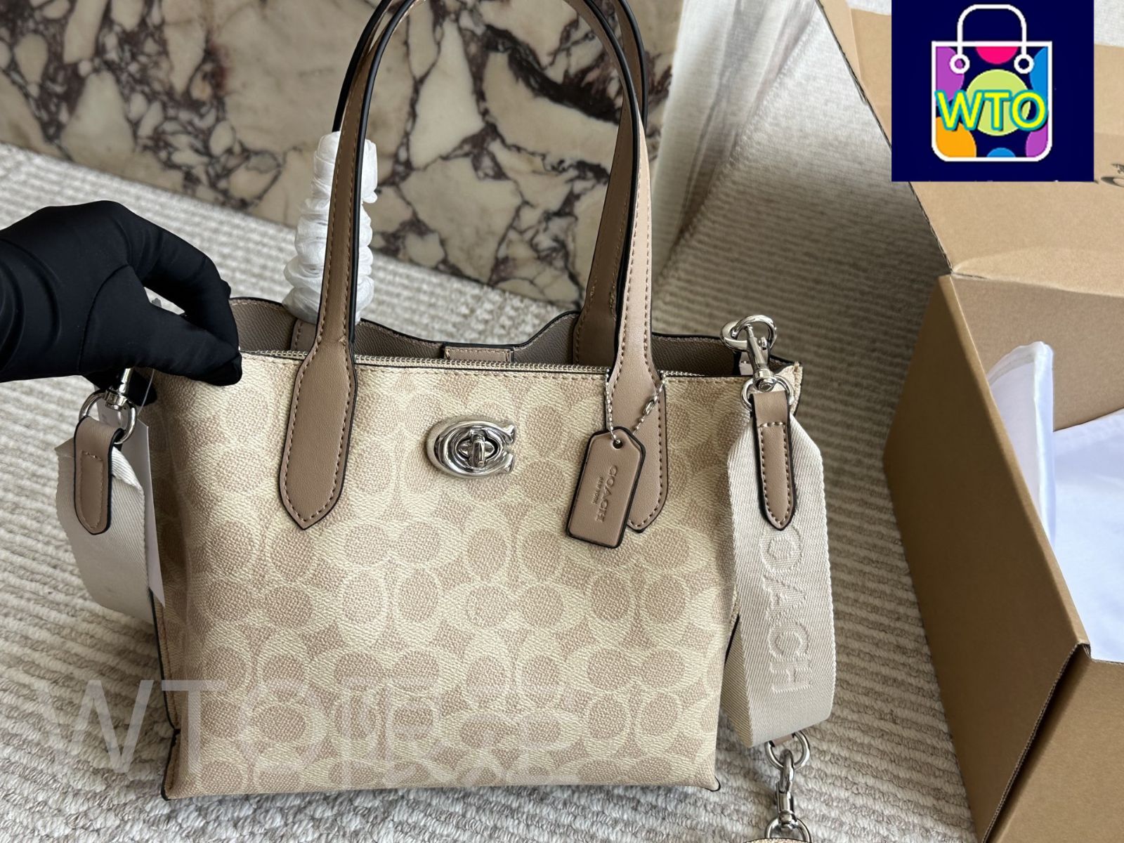 希少★美品 COACH コーチ トートバッグ 肩掛け チェーン チャーム A4可 美品】COACH コーチ トートバッグ 肩掛け ターンロック レザー