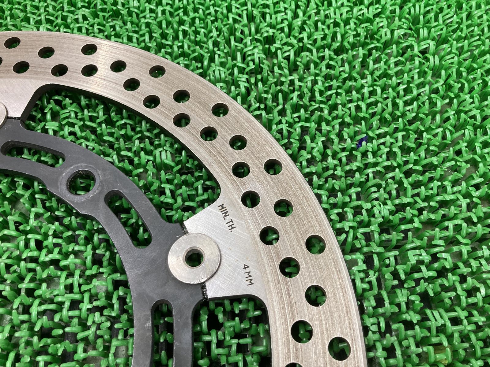 ZX25R フロントディスクローター　カワサキ純正　中古　曲がりなし ZX-25R フロントブレーキディスク カワサキ 純正 中古 バイク 部品