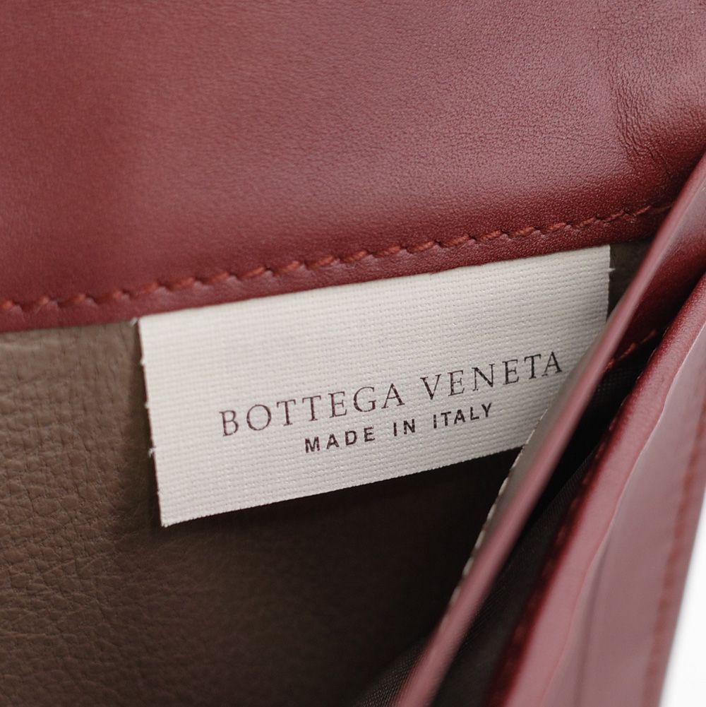 未使用品 BOTTEGA VENETA ボッテガヴェネタ イントレチャート 二つ折り