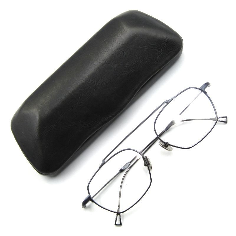 金子眼鏡　ISSEY MIYAKE EYES イッセイミヤケ 6万円 美品 金子眼鏡 × ISSEY MIYAKE EYES イッセイミヤケ メガネ
