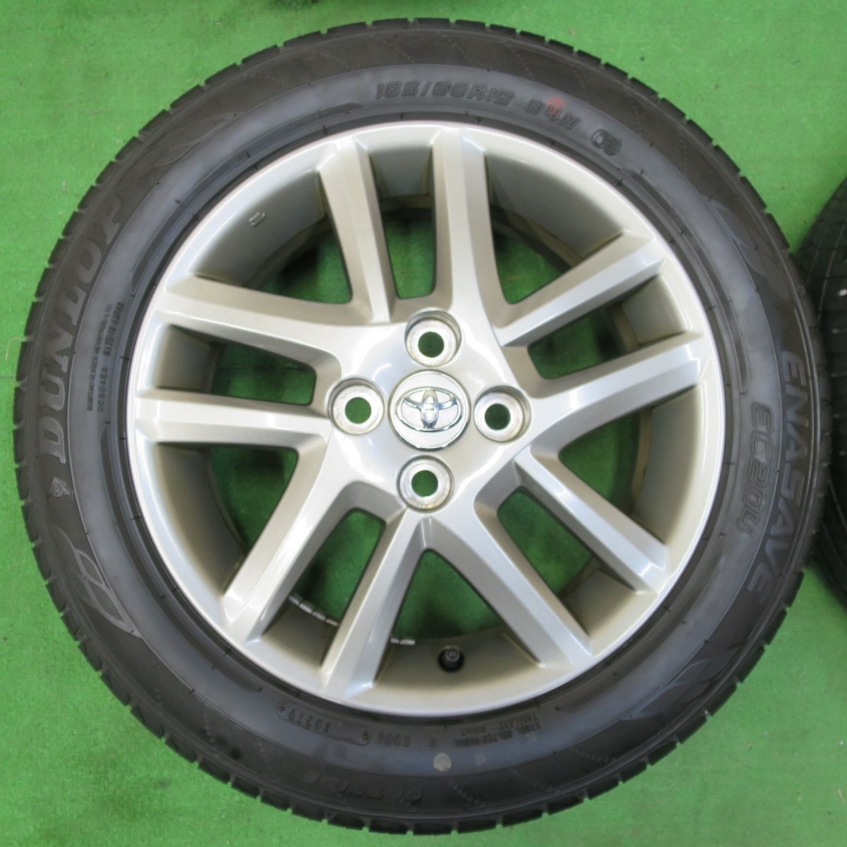 *送料無料* バリ溝！キレイ！9分★トヨタ 160系 カローラ フィールダー 純正 185/60R15 ダンロップ エナセーブ EC204 PCD100/4H★4070102イノ