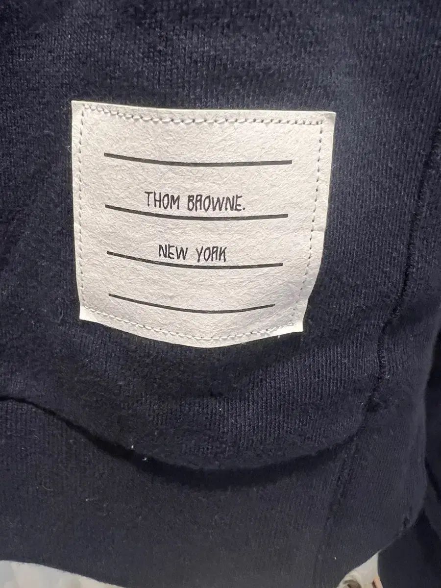 THOM BROWNE 17AW 4LINEアームバンド トレーナー_NAVY THOM BROWNE 17AW 4LINEアームバンド トレーナー_NAVY (THOM