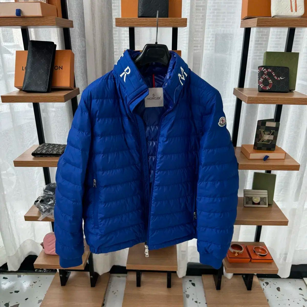 2 size 22FW MONCLER モンクレール あきお 軽量ダウン 青