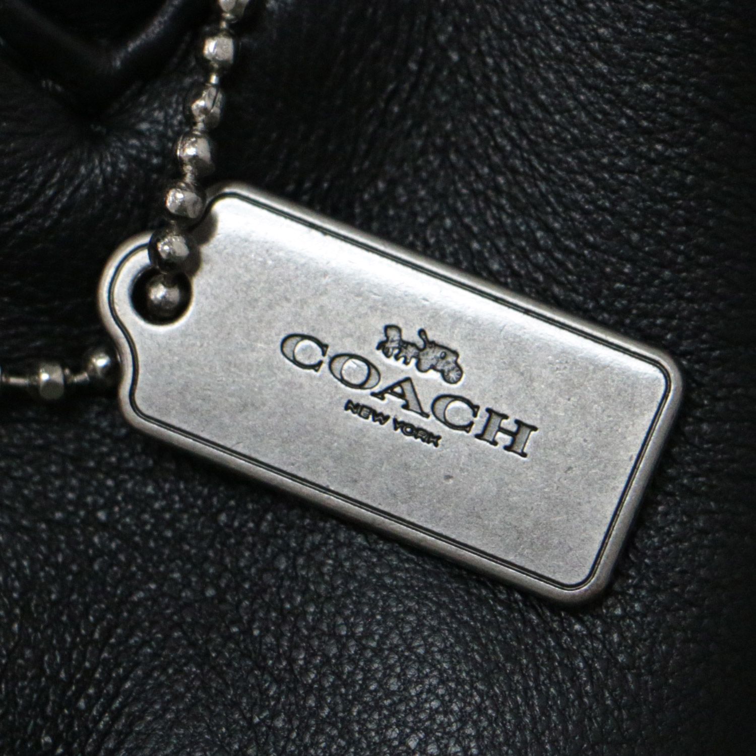 COACH コーチ アウター ジャケット スタジャン ブラック ピンク 黒 XS ショート ロゴ ワンポイント レザー 本革 本皮 ブランド シンプル