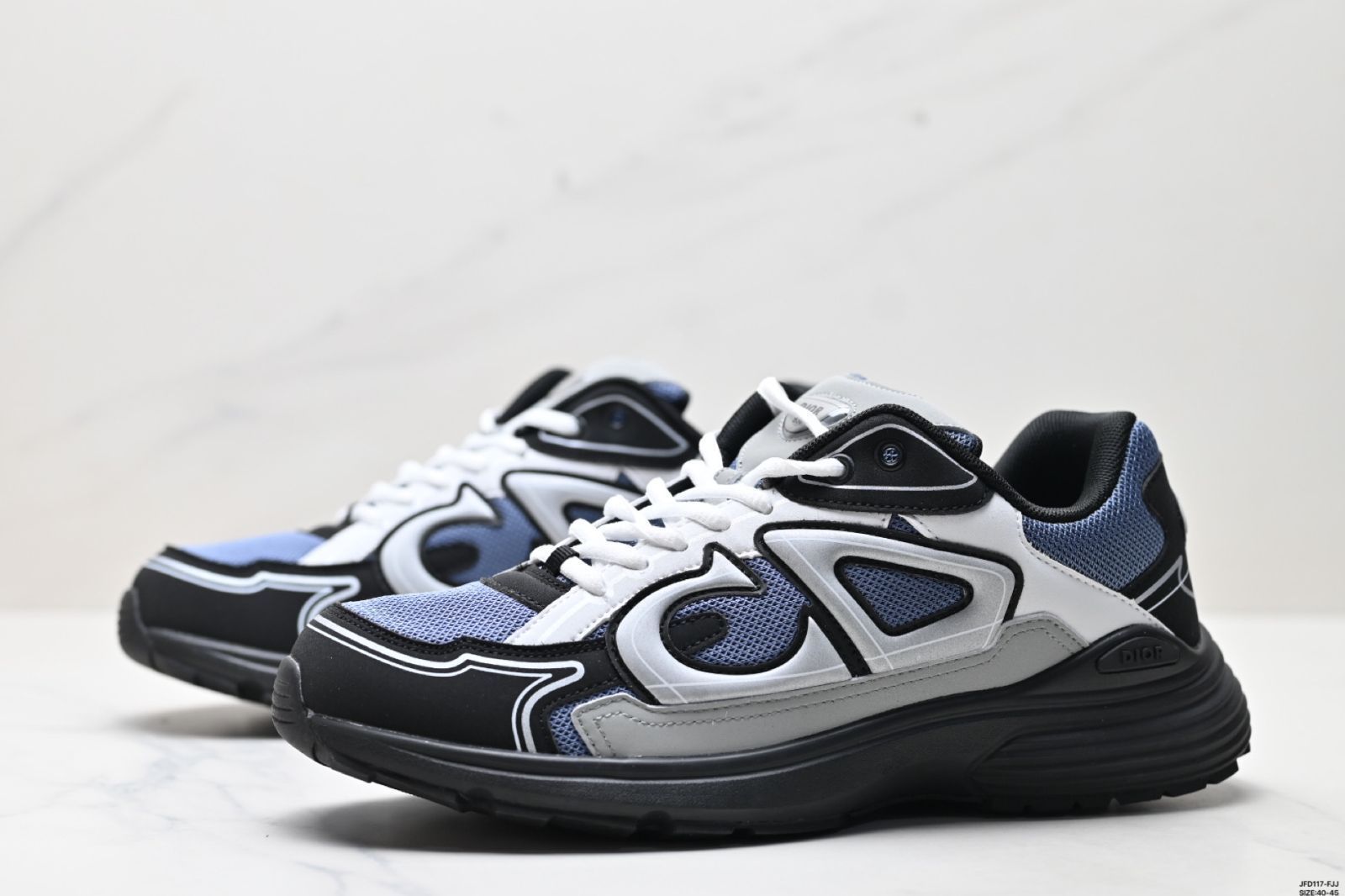 メッシュ素材で軽くて爽やか☆Dior スニーカー Run'n'Dior 3色 Dior（ディオール）B30 メッシュ生地厚底レース付きレジャーロー