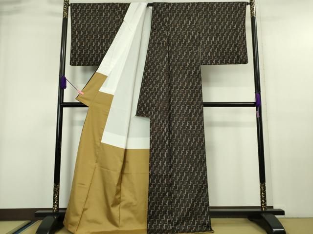 平和屋本店□極上 国指定重要無形文化財 本場久米島紬 手織 逸品