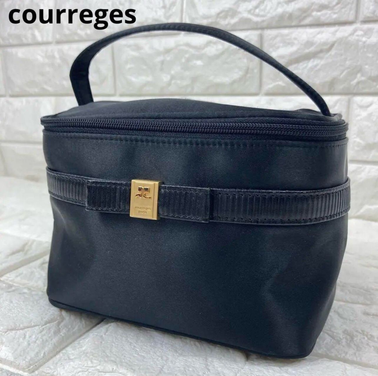 Courreges アクセサリーポーチ ハンドバッグ レザー 本革 ポーチ 
