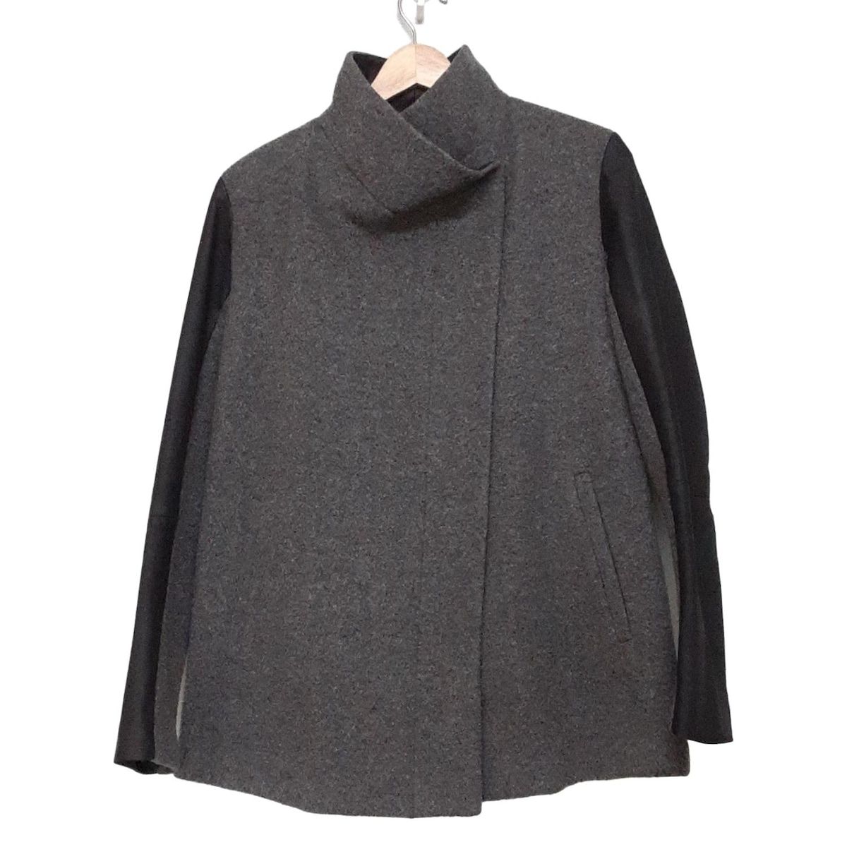 theory ロングコート　グレー　サイズS theory(セオリー) コート サイズS レディース美品 - グレー×黒