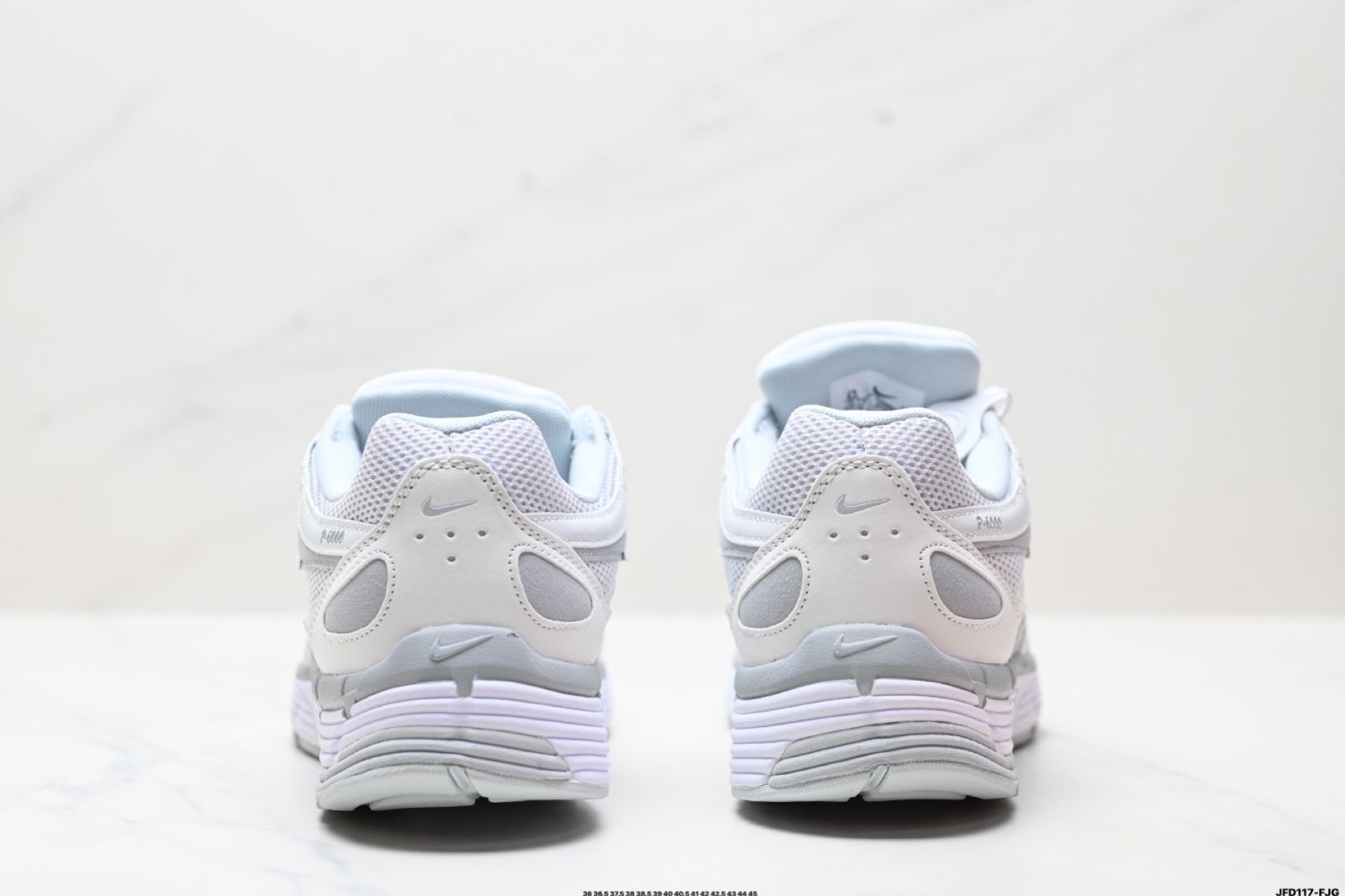 NIKE ☆ INITIATOR CN クラシック ランニングシューズ ナイキ（Nike）Initiator Running 超人気レトロパパシューズ
