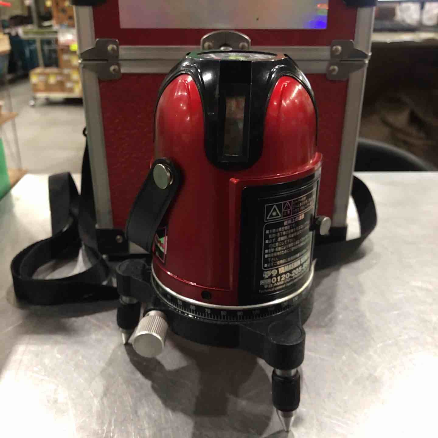 レーザー墨出し機