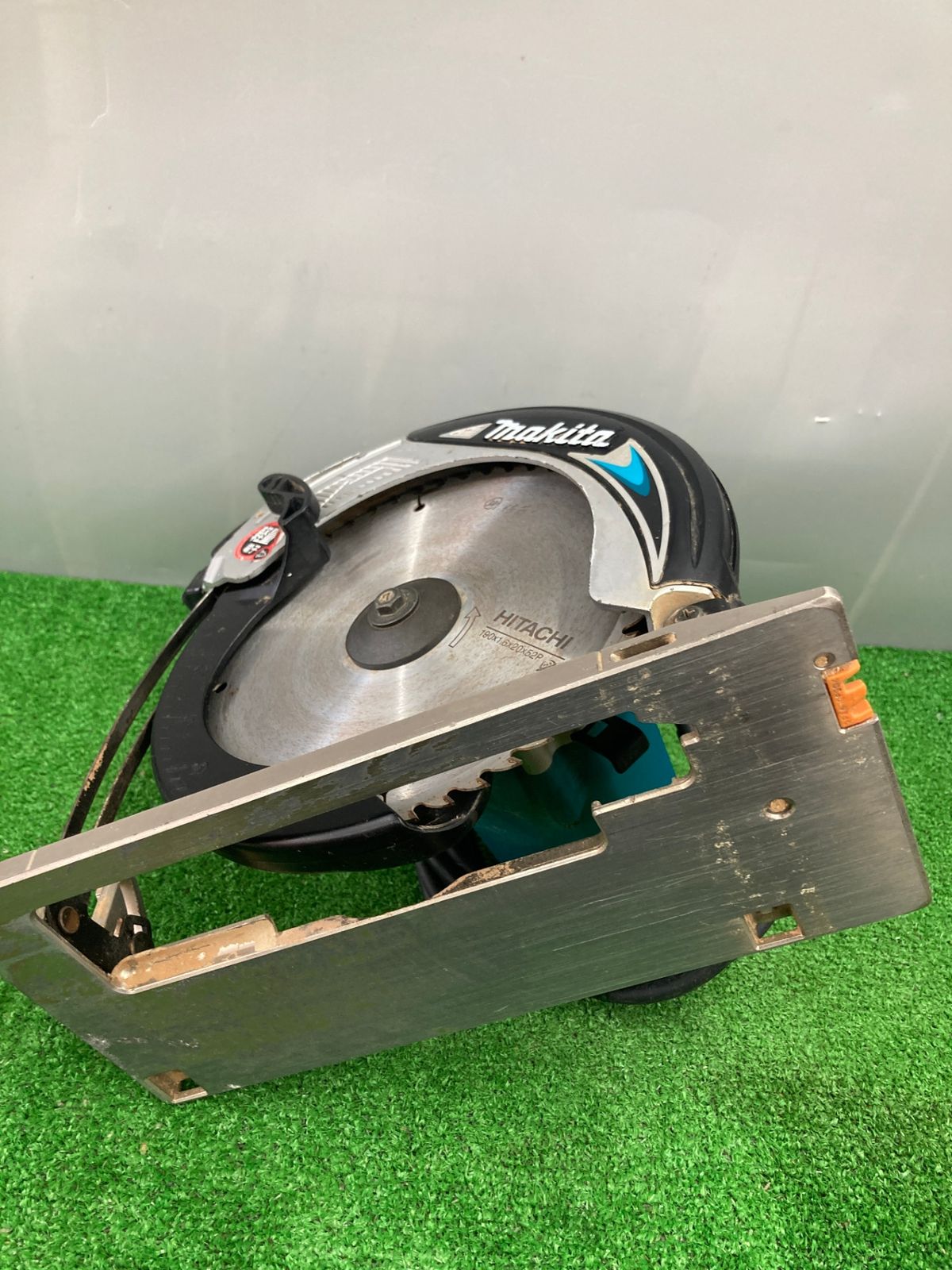 【中古品】【0922】★makita(マキタ) 190㎜電子マルノコ 5838CBA　ITOS6P0QWUK2