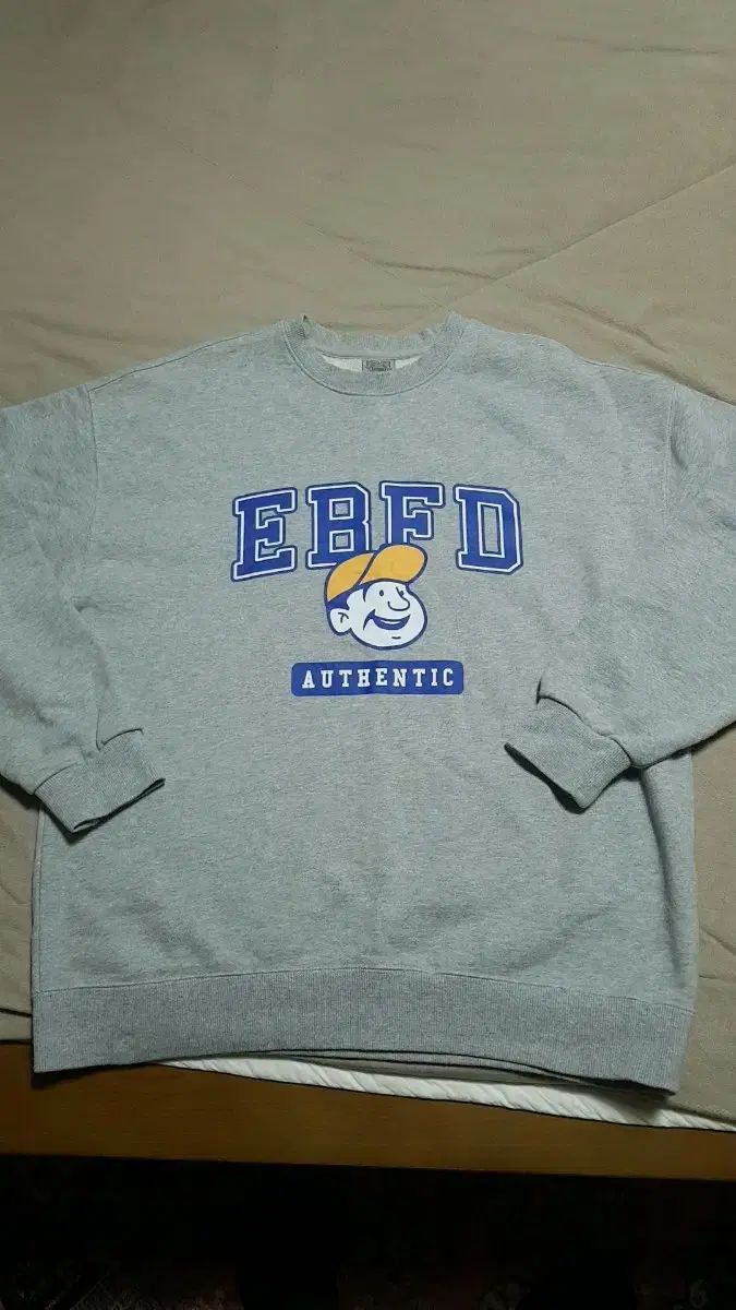 【雷市場（ポンジャン）商品韓国直送】 EBBETS FIELD(エベッツフィールド) オーバーフィットスウェットシャツ 実寸 100 胸 59 雑穀 70