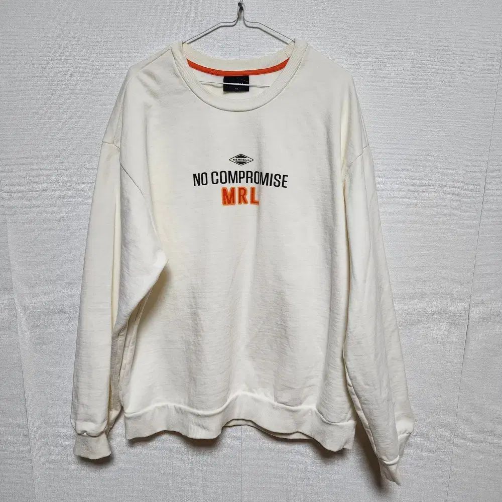 【雷市場（ポンジャン）商品韓国直送】 MERRELL(メレル) メンズ パーカー 長袖Tシャツ 110XXL @ 9925