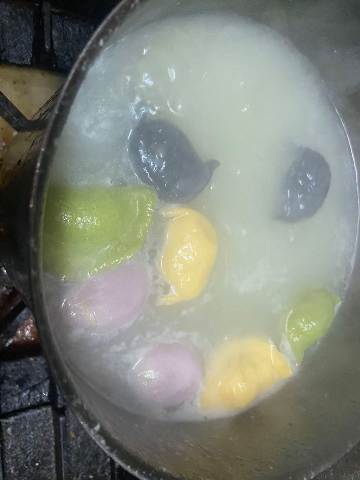 まあちゃん様 彩り水餃子箱抜き4kg