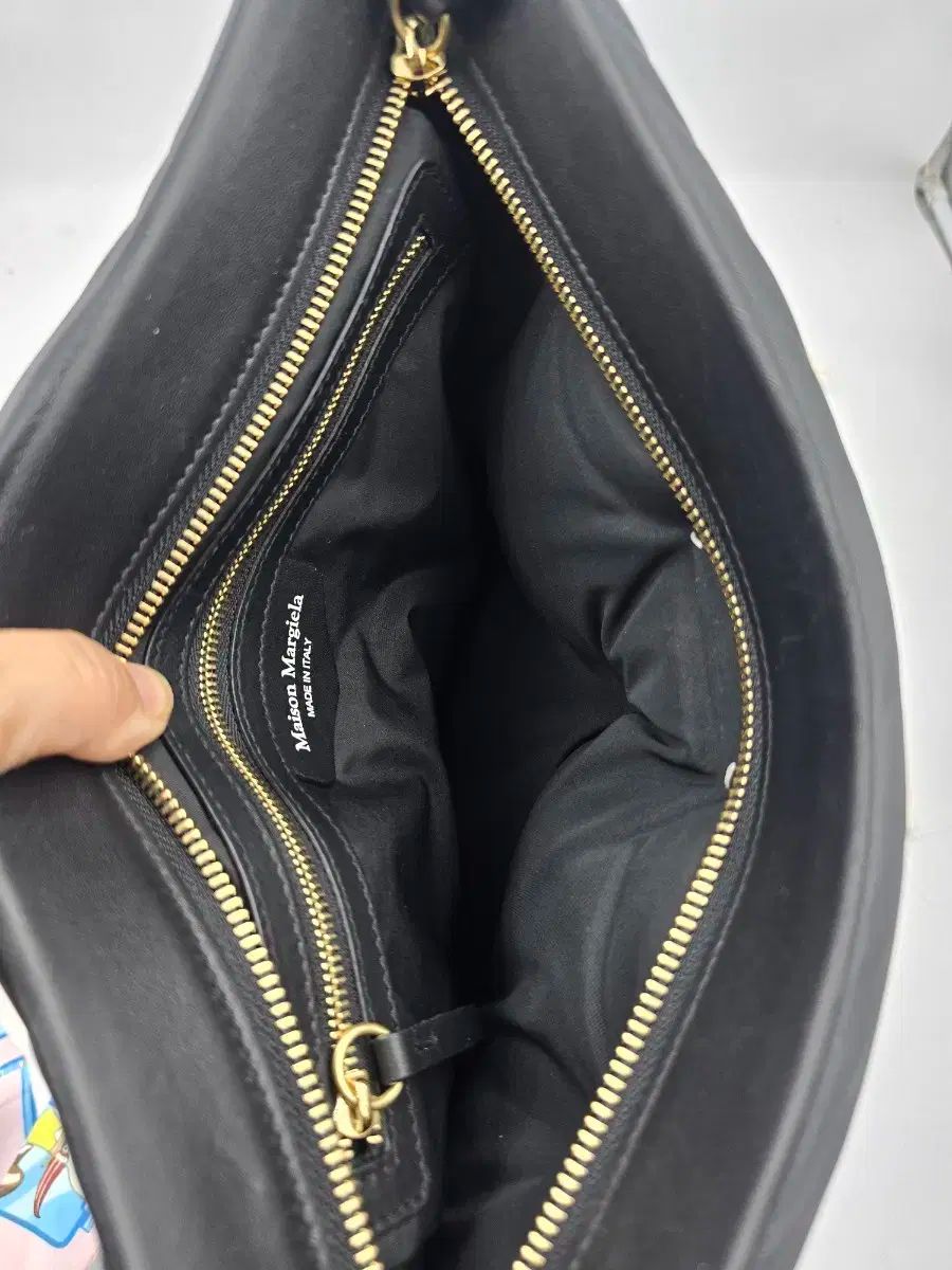 【未使用級 Cartier✨️箱 購入証明カード】 Paris レザー バッグ 未使用級 Cartier✨️箱 購入証明カード】 Paris レザー バッグ