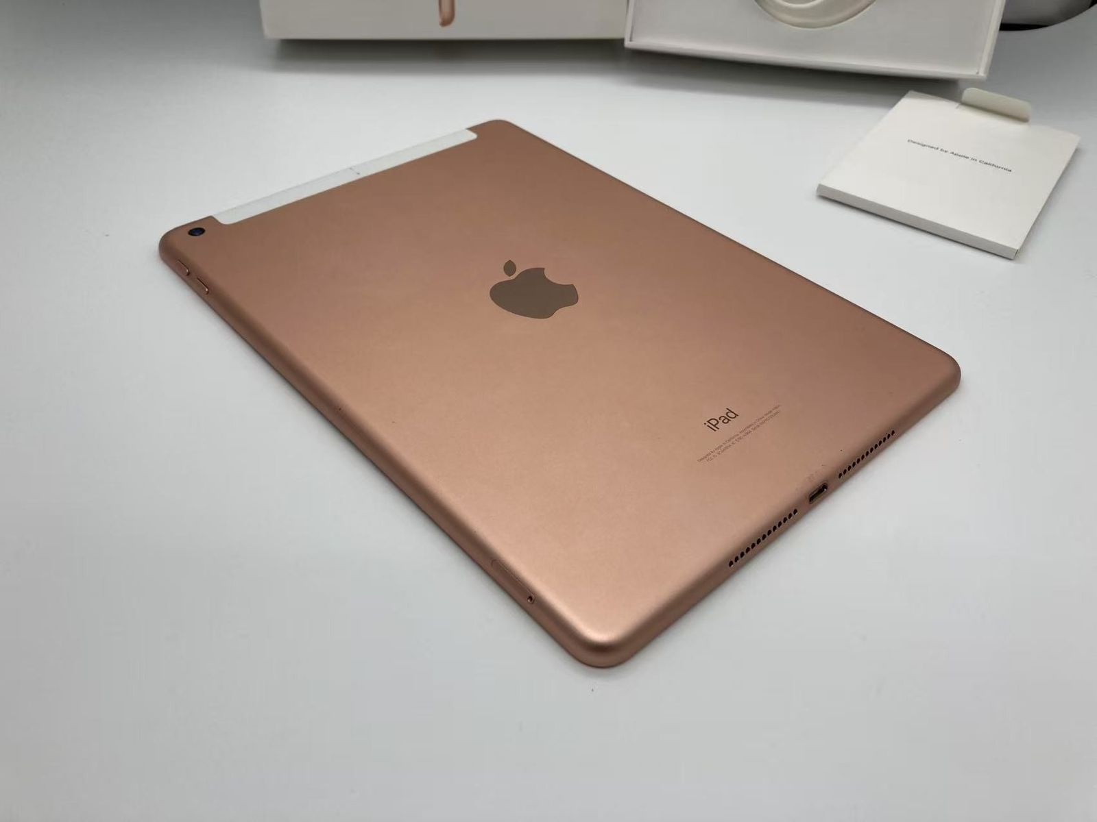 ショップ iPad 第6世代 32GB ゴールド SIMフリー 本体のみ