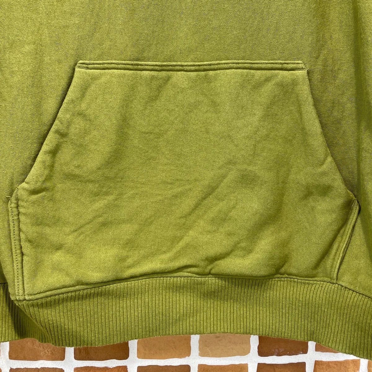 美品 HUF ハフ スエットパーカー カーキ Mサイズ フーディー 美品 HUF ハフ スエットパーカー カーキ Mサイズ フーディー